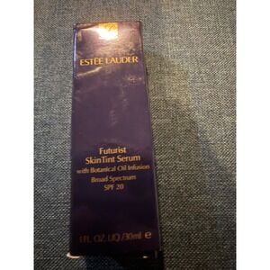 Estée Lauder Futurist SkinTint Serum Foundation SPF 20 - 0N1 Alabaster - 1 fl oz